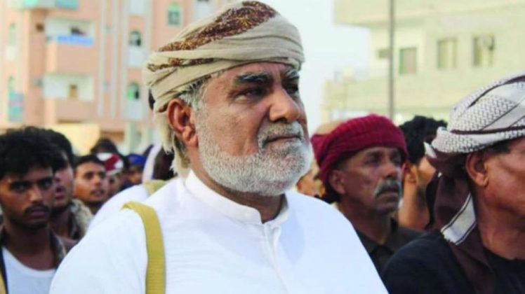 الحريزي يتهم السعودية بتسليم سقطرى للإمارات!